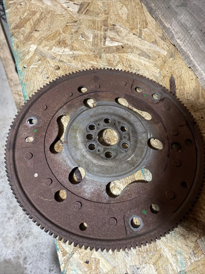 Гибкая пластина подходит для 2010 Chevrolet Impala 3.5 12579453 - Изображение 2 из 3