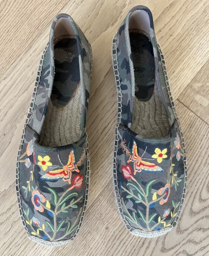 New Johnny Was Floral Embroidered Green Camo Espadrille Size 9M Platform Flats - Picture 4 of 10