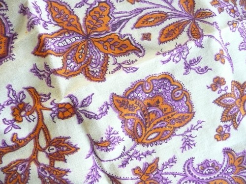 tissu ancien vintage en coton à décors de fleurs et de feuillages - Imagen 4 de 6
