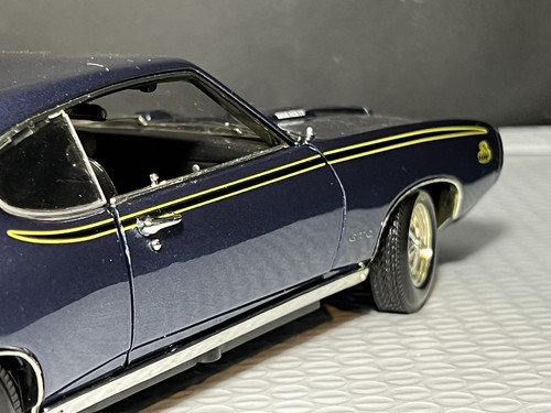 MotorMax Pontiac 1969 GTO Judge Scale 1:18 (D9) - Picture 4 of 24