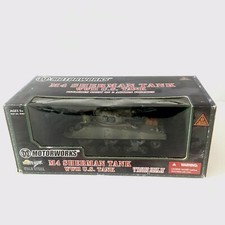 Ultimate Soldier 32X 1:32 M4 Sherman Tank WWII U.S. Tank with 2 Crew Figures