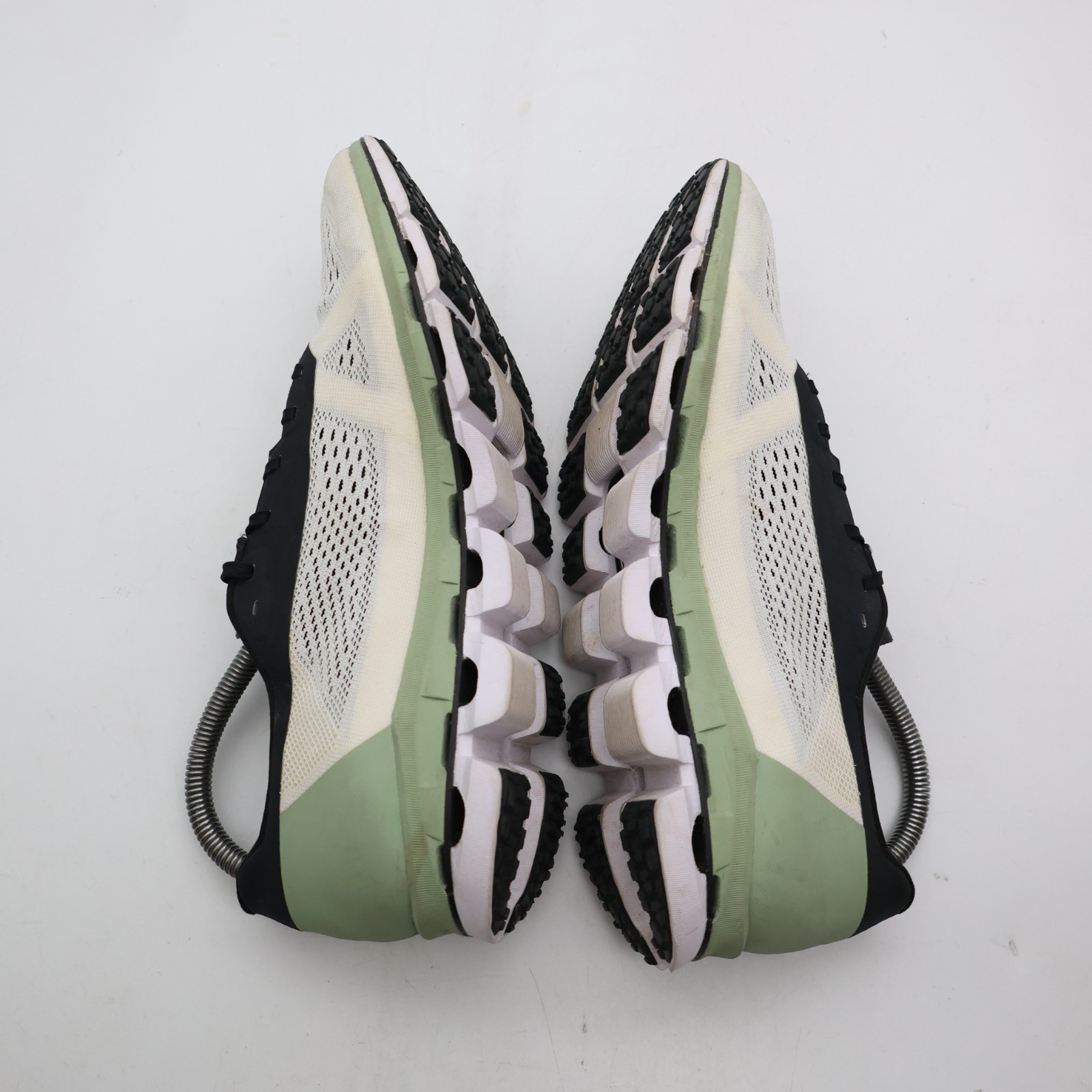 ON Cloud CloudBoom Echo Running Shoes Women's Siz… - image 6