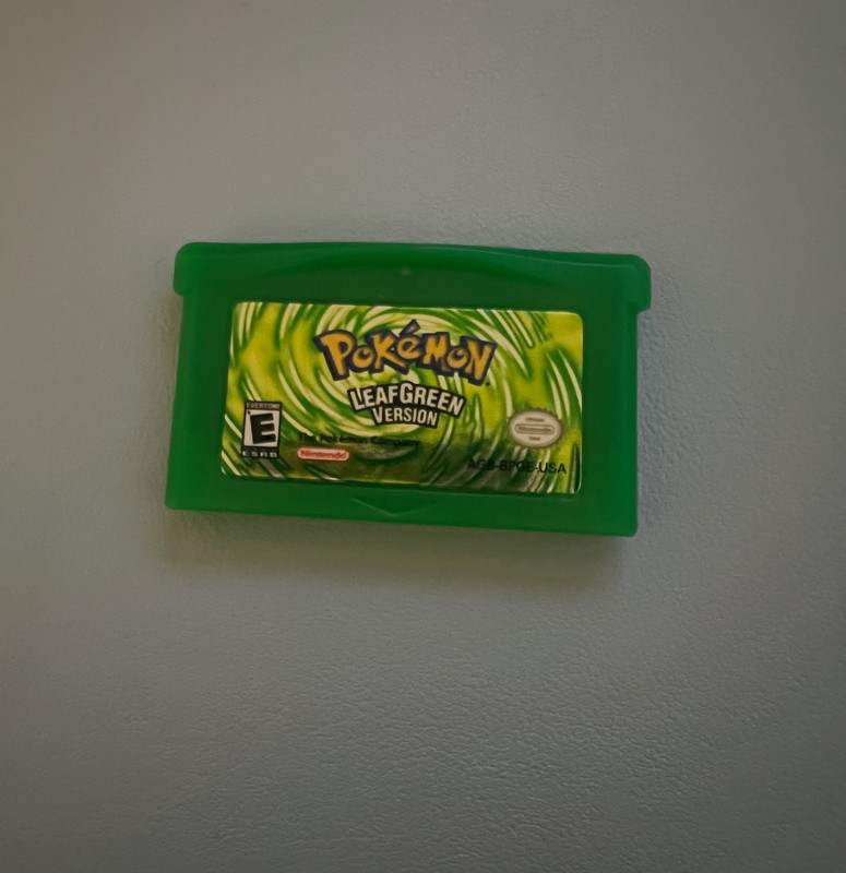 Nintendo Pokémon: LeafGreen Version Game Boy Advance GBA Authentic Good
