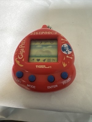 DOGGIE DOG VIRTUAL GIGA PET GAME DIGIPOOCH by TIGER KFC *WORKS* CYBER KEYCHAIN