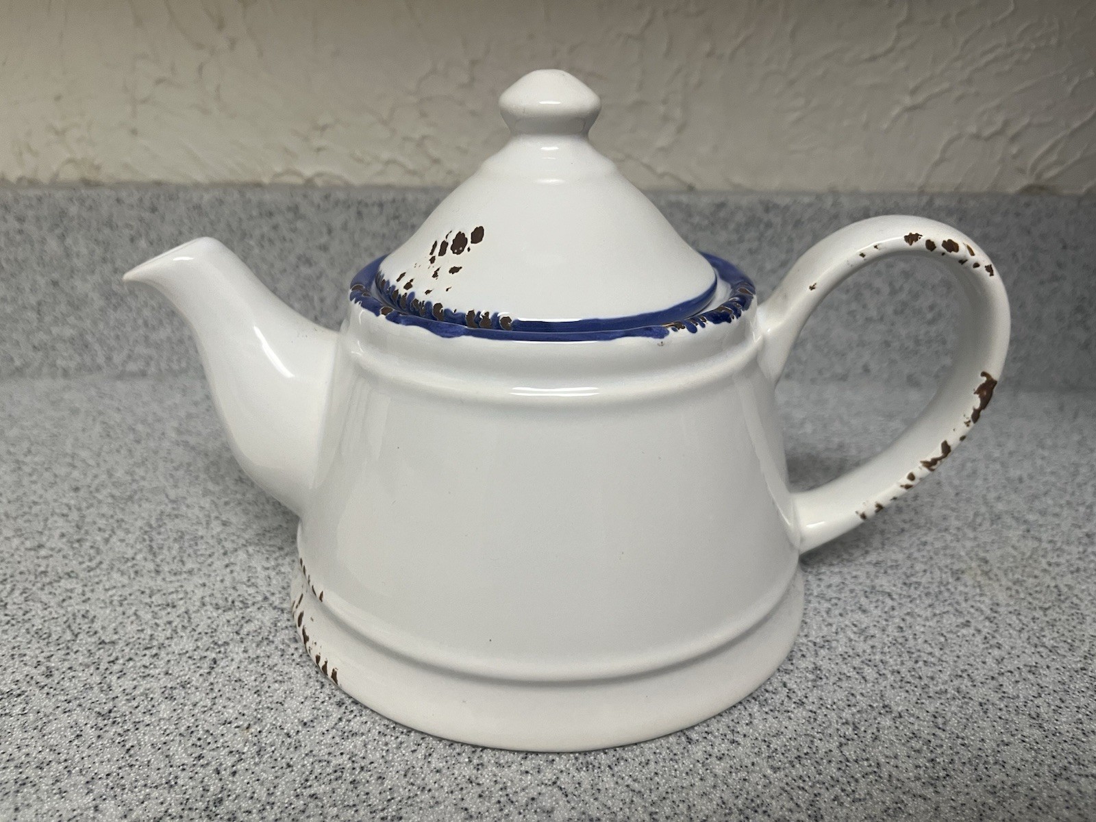 White Ceramic Teapot Distressed Blue Rim Farmhouse Rustic Kitchen Decor 6” 