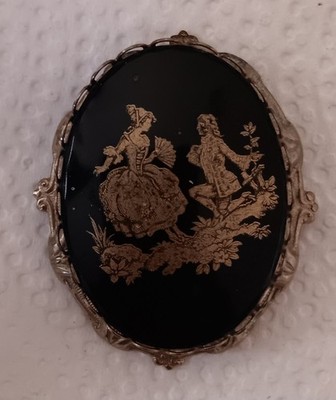 VITAGE VICTORIAN Limoges  French  LOVERS BROOCH Black Glass ''The Proposal''