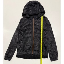 Lululemon Black Leopard Print Hooded Down Puffer Jacket Spring Fling Size 6