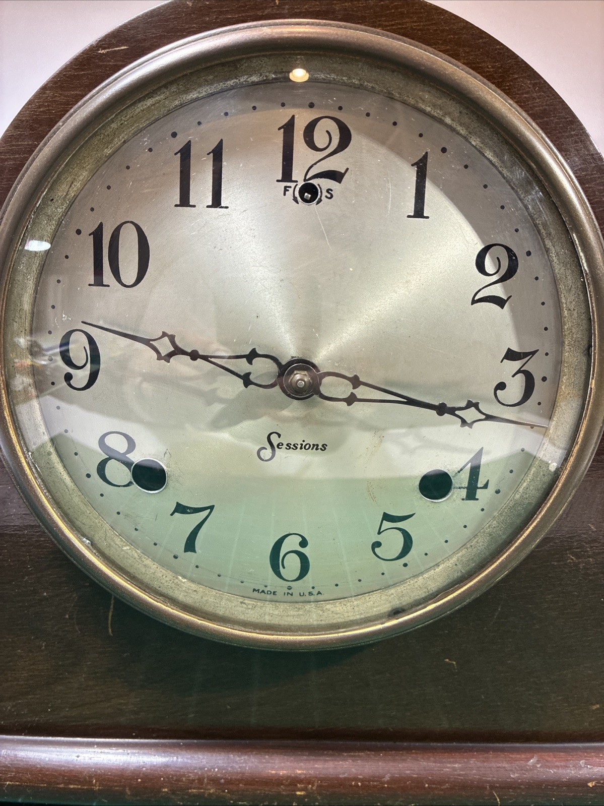 Sessions 1934 Mantel Clock USA  With chime, Windup, Appears to we wound to tight