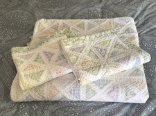 Vintage Hand Quilted Patchwork Quilt 101x84 Triangles In Squares 2 Shams