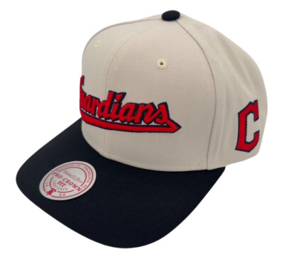 Mitchell & Ness MLB Cleveland Guardians Off Word Pro Crown Snapback Hat, New