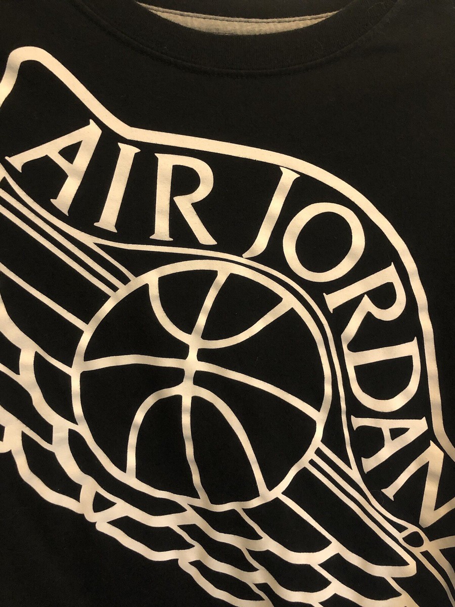 Air Jordan 1 High 85 Black/White - Retro Wings Logo T Shirt Size M