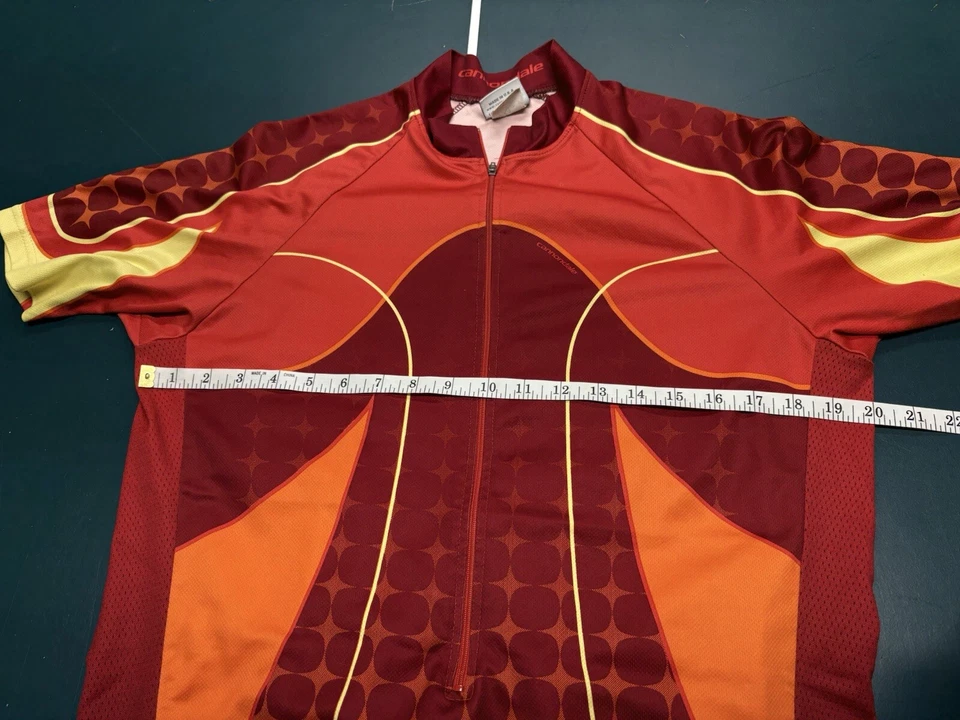 Cannondale 品牌红色骑行服,尺寸 L — 第 4/4 张图片
