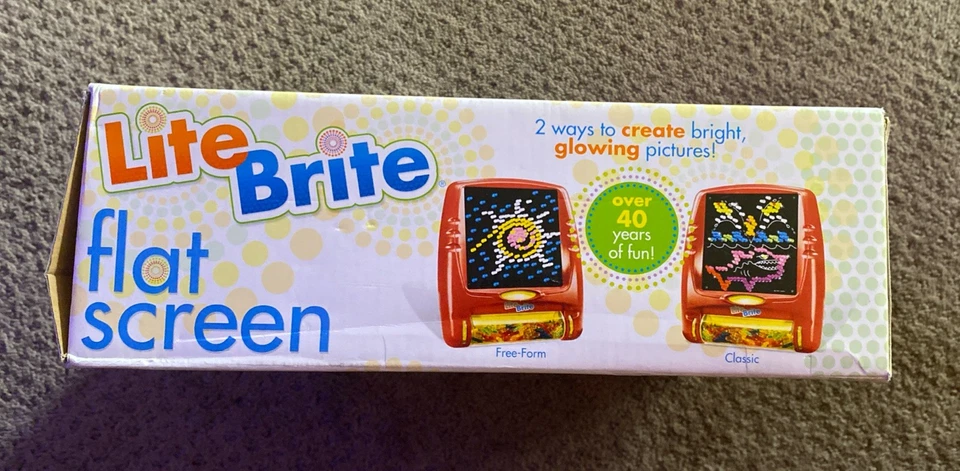 Hasbro Lite Brite Flat Screen Red Battery Powered Classic Toy 2006 - Image 4 of 4