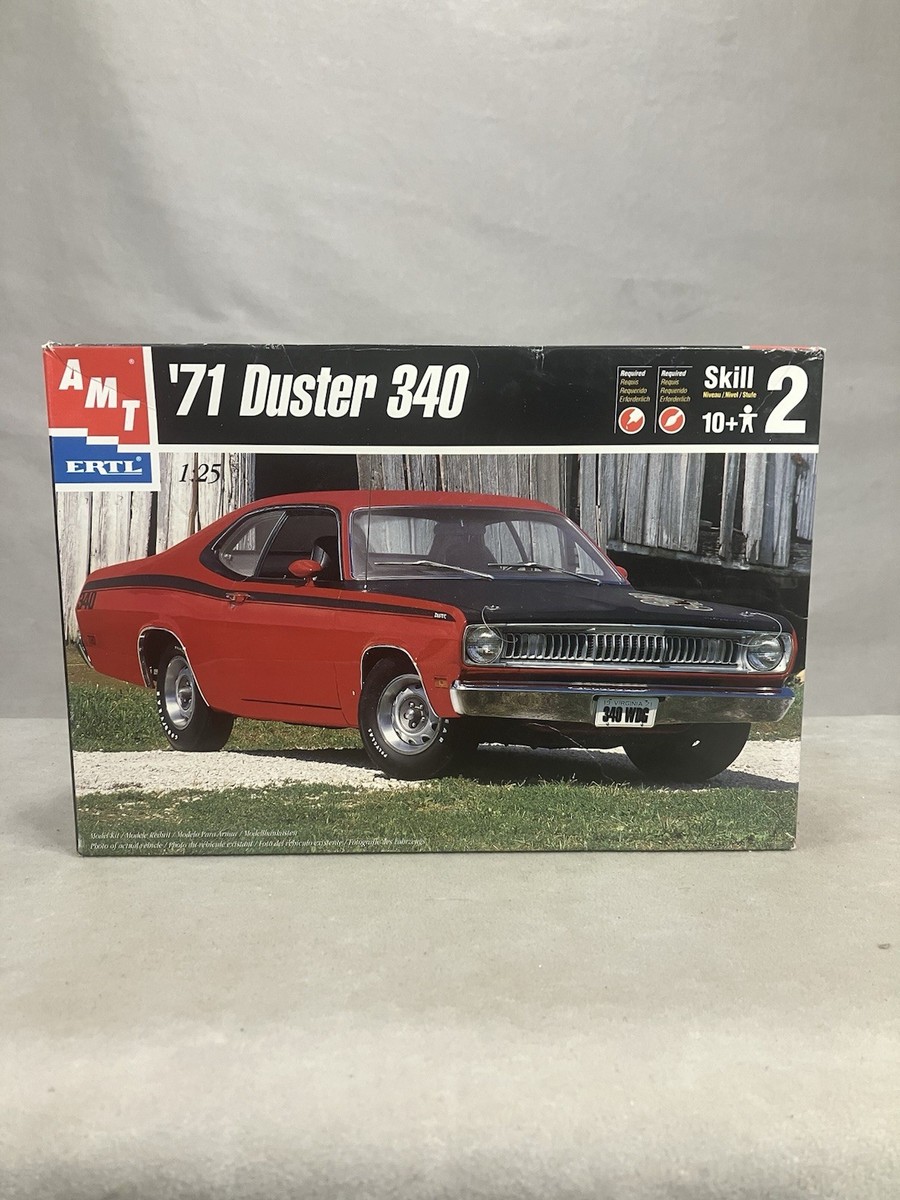 1:25 scale plastic model kit 1971 Plymouth Duster 340 Mostly Built