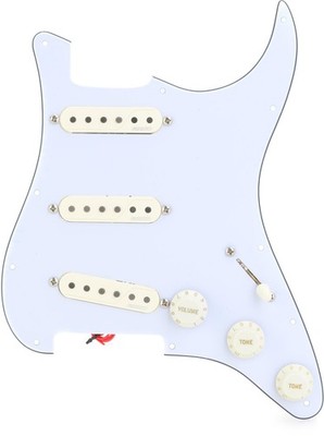 Fishman Fluence Stratocaster Loaded Pickguard - White (3-pack) Bundle