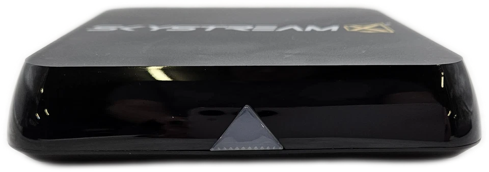 SkyStream X4 4K Android TV Media Streamer Box w/Remote & Cord - Image 4 of 4