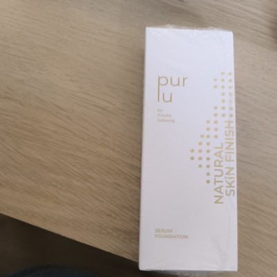 pur lu by frauke ludowig Natural Skin Finish Serum Foundation ohne Silikone 75ml