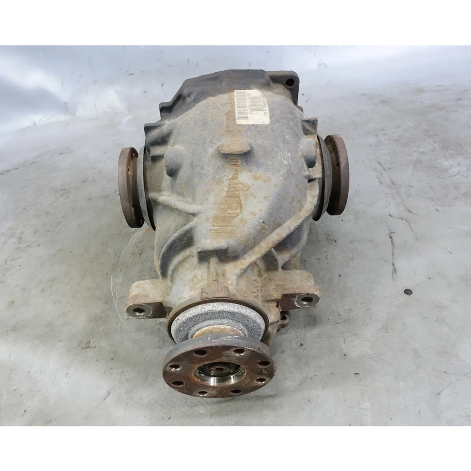 BMW E46 3-Series Rear Differential Final Drive 3.23 Open Automatic 1999-2006 OEM - Imagem 3 de 4