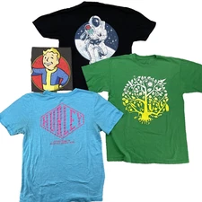 T Shirt Lot of 4 Mens Medium Mix Brands 90's Surf Skate Streetwear Bundle Hurley