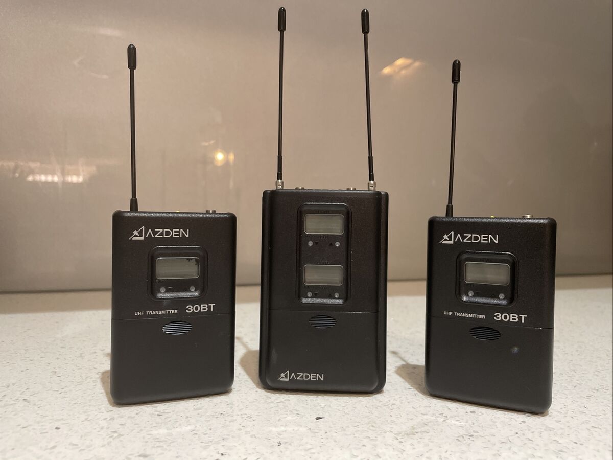 2x AZDEN 35BT UHF Body Pack Transmitter And 1 X Dual Chanel 2x AZDEN 35BT UHF Body Pack Transmitter And 1 X Dual Chanel