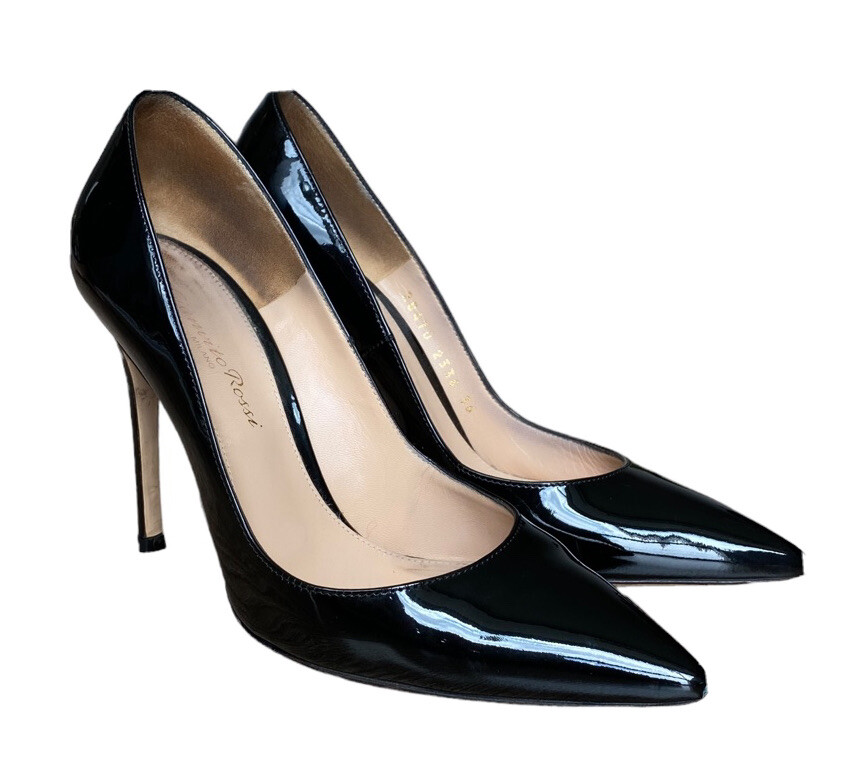 GIANVITO ROSSI Black Patent Leather Pointed Toe Stiletto GIANVITO ROSSI Black Patent Leather Pointed Toe Stiletto