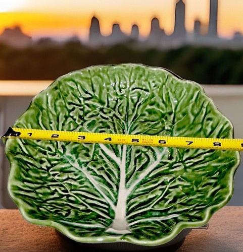 RARE VINTAGE PORTUGAL 807 OLFAIRE CABBAGE LEAF Decor Ceramic Green Serving Bowl - Picture 11 of 13