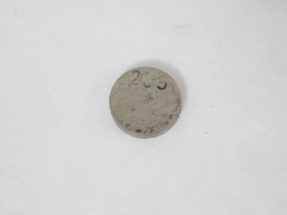 1 Cuña Tappet T=2.35 OEM 92025-1097 NUEVA DE STOCK genuina Kawasaki ZR550 ZR750 ZR1100 NUEVA Foto 2 de 3