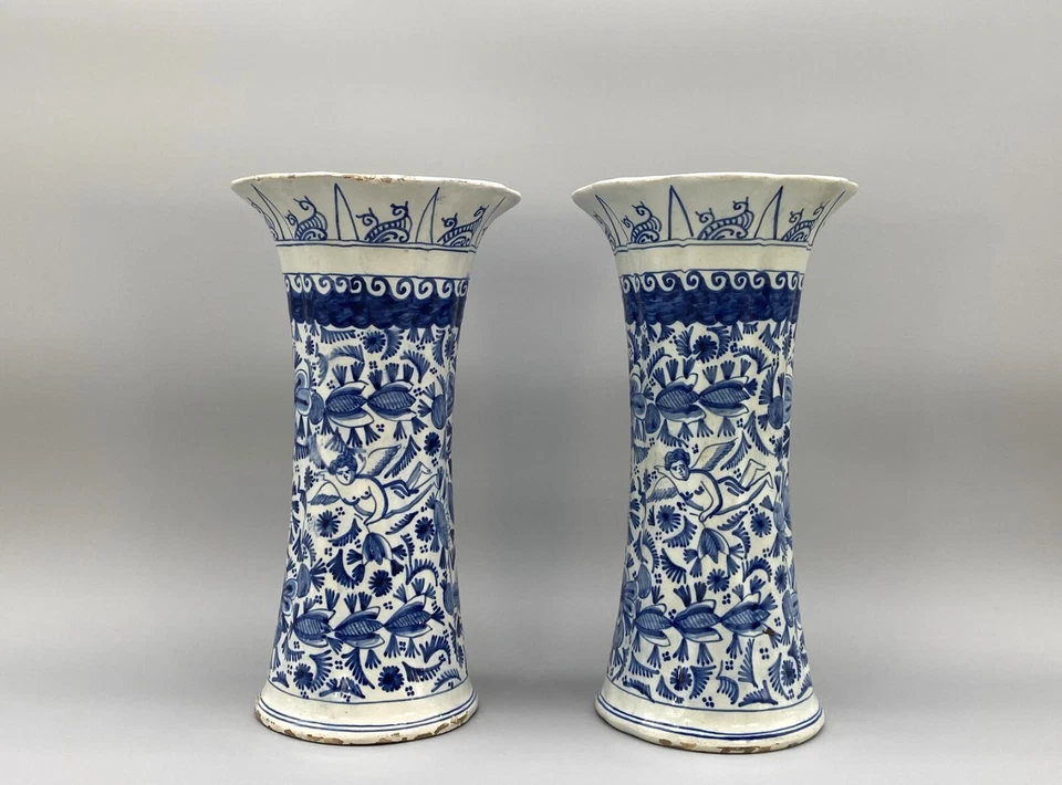 LARGE PAIR ANTIQUE CHINOISERIE BLUE AND WHITE DUTCH DELFT RIBBED BEAKER VASES - Image 3 of 4