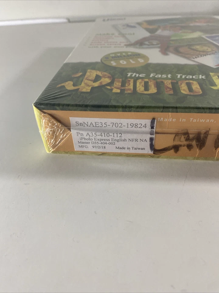 Ulead Photo Express For Windows 95 And Windows NT CD-ROM Version - Image 2 of 4