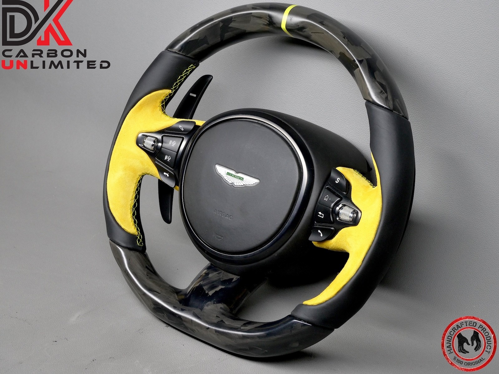 Aston Martin DB11 Steering wheel