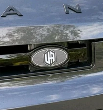 URBAN style  Defender L663 2020+ Grill Sticker / Badge