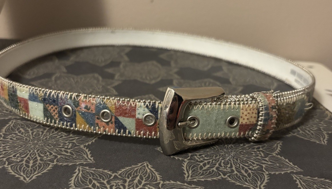 Vintage Patchwork Print Sparkle Medium Large Belt - image 1