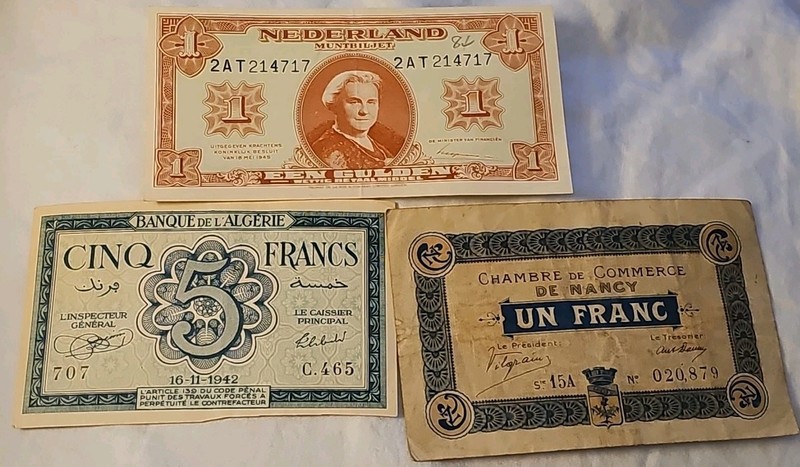 3 Note Set: Netherlands, Algeria And France.  1940s Banknote Collection