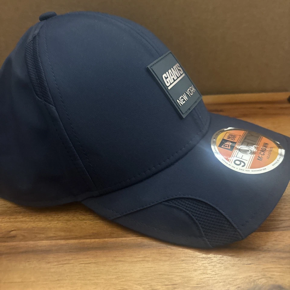 Boné chapéu ajustável New York Giants New Era 2025 lateral M-Crown 9FORTY azul marinho - Imagem 4 de 4