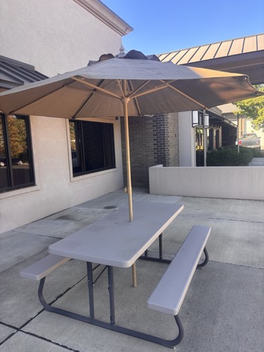 Lifetime plastic 6' table with umbrella and stand