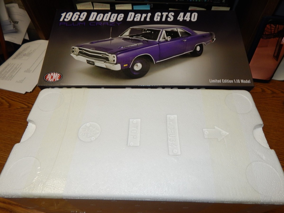 ACME 1969 DODGE DART GTS 440 VINYL TOP NIB 1/18 SCALE 1 OF 522