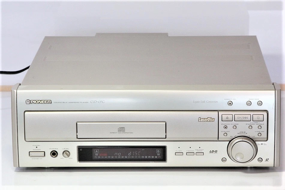 Pioneer CLD-07G laser disc player LD player with remote control [061