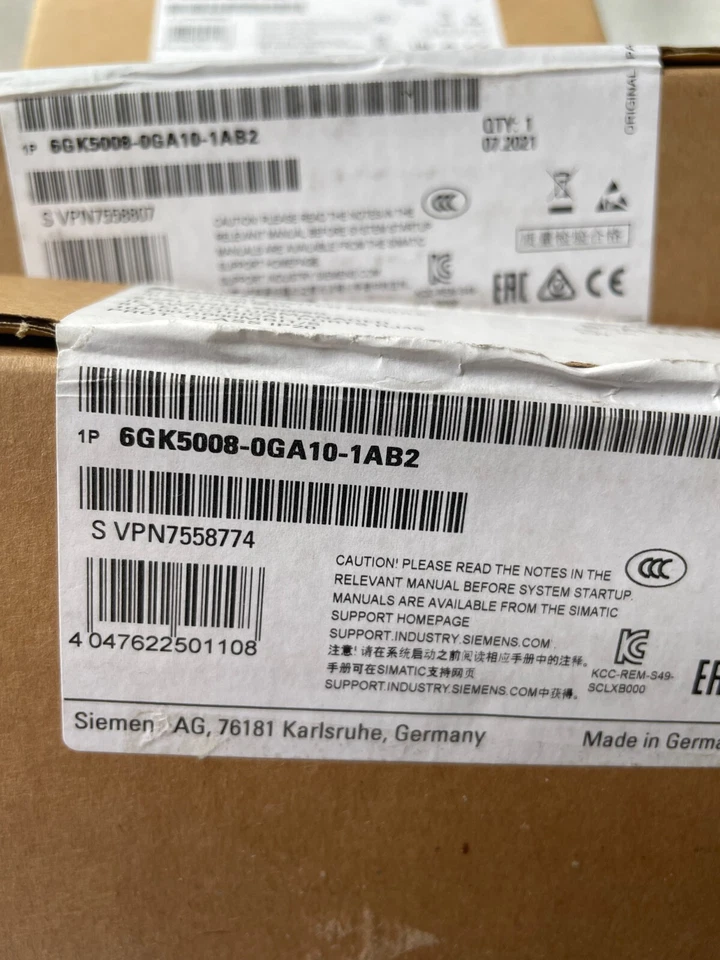 SIEMENS SCALANCE XB008G Ethernet Switch 6gk5008-0ga10-1ab2 6gk 5008-0ga10-1ab2 - Image 2 of 4