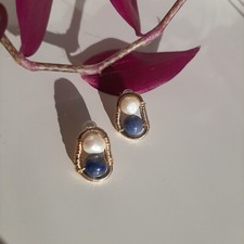 boucles d'oreilles clous perles de culture baroque en acier plaqué or fait main