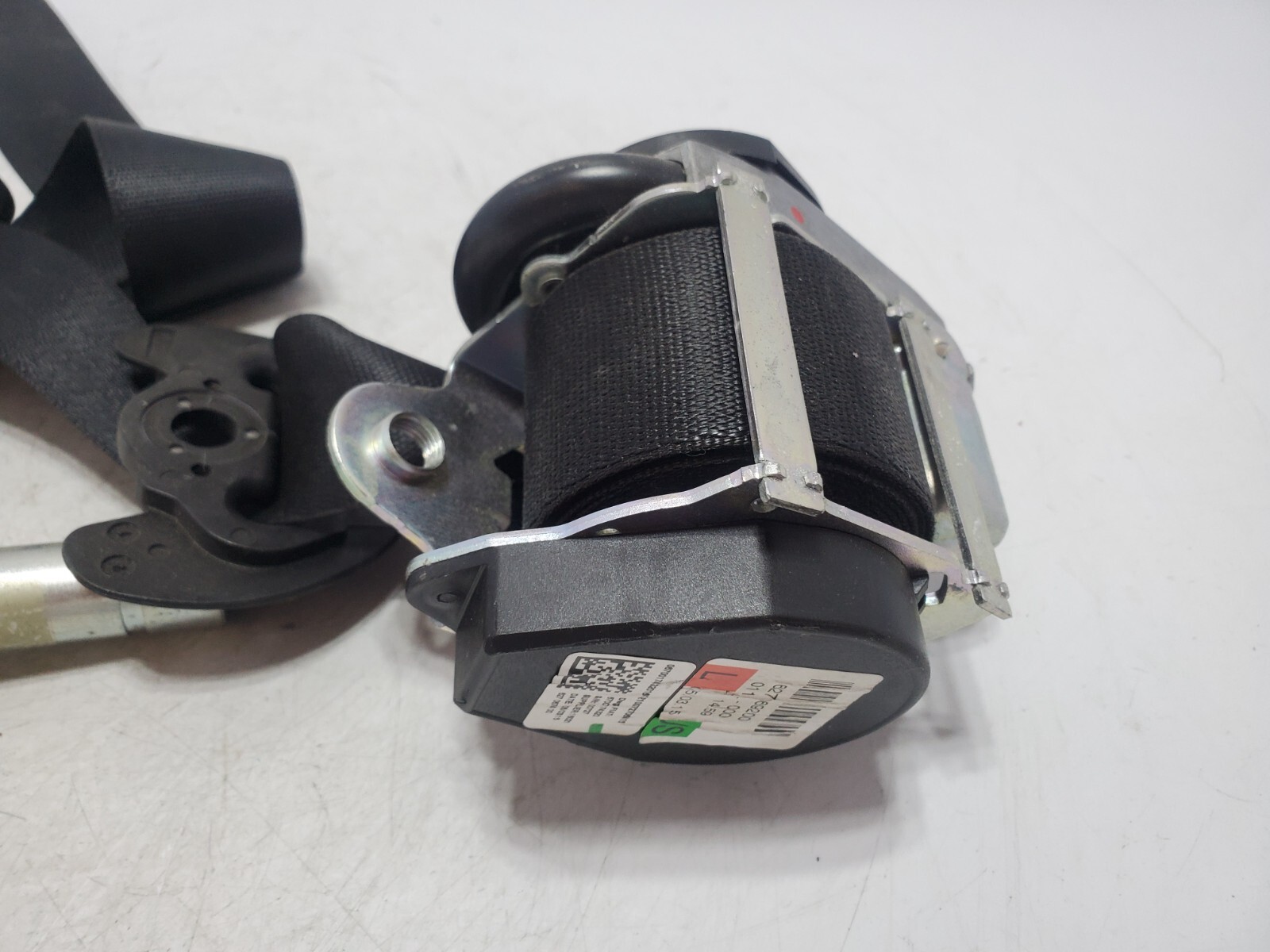 ✅ 14-19 OEM Maserati Ghibli Front Left Driver Side Seatbelt Retractor