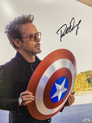 Robert Downey Jr. Signed 11x14 Photo Avengers: Endgame Iron Man