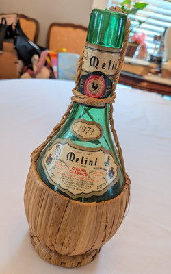1971 Chianti Classico Green Wine Bottle 1 Quart in Straw Basket