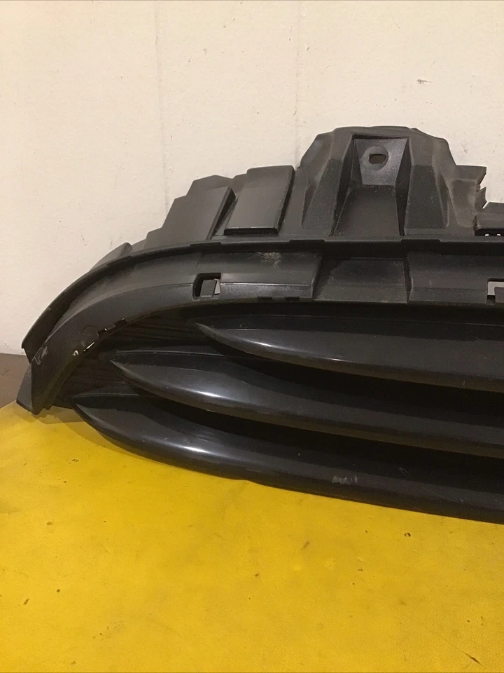 2014 2015 2016 Mini Cooper Front Grille Black P/n 7335527 OEM - Image 2 of 4