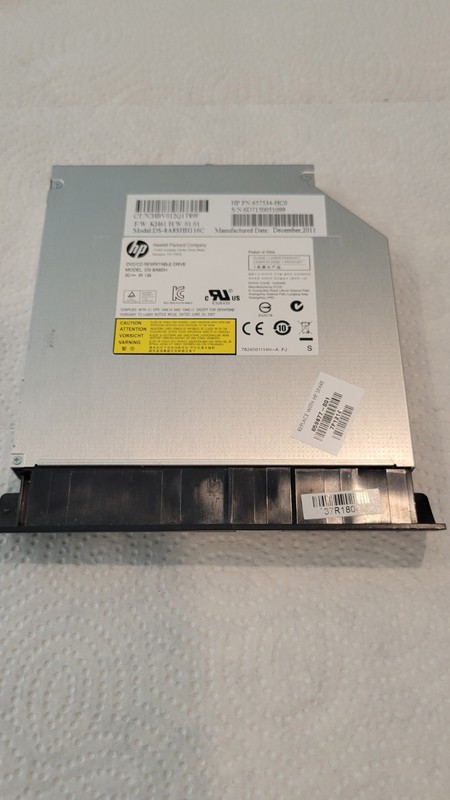 HP DS-8A8SH Slim SATA Internal Laptop DVD/CD Rewritable Drive Silver 657534-HC0