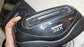 SEGA 32X + Genesis Model 2 w/audio mod + 2 new controllers + cables + Trio power