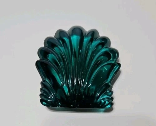 Vintage Waterford Crystal Emarald Clamshell Paperweight And Hand Cooler