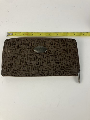 Never Used Metro Women’s Wallet In Excellent Condition Stylish Great Price