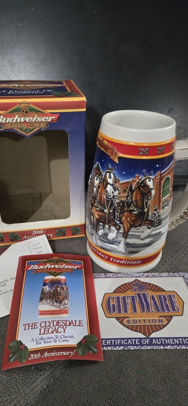 Vtg. 1999 Budweiser Holiday Stein "A Centry Of Tradition" 20th Ann. In Box