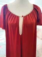 Vtg Vanity Fair Rust Colored Nightgown Size Medium