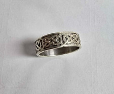 Vintage Celtic 9ct White Gold Ring, Roughly 5.4g of Gold, Size R
